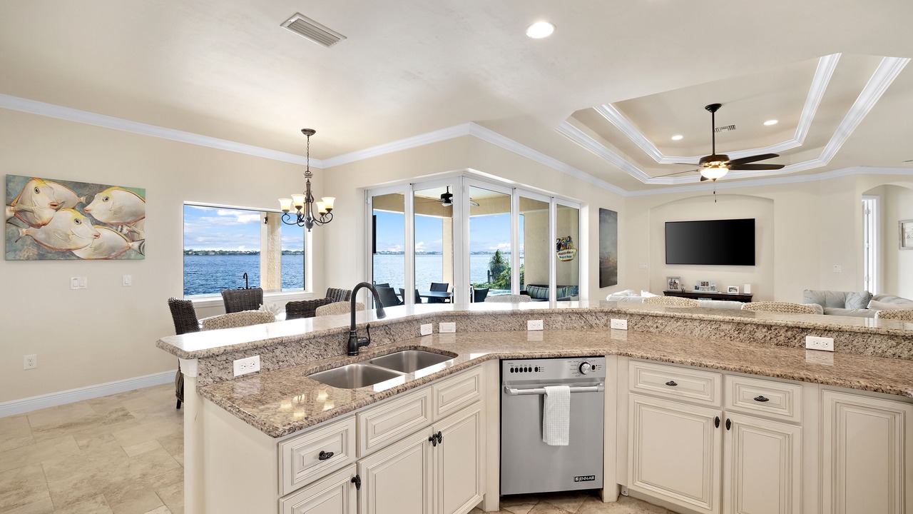 Photo of Kitchen in Caloosahatchee