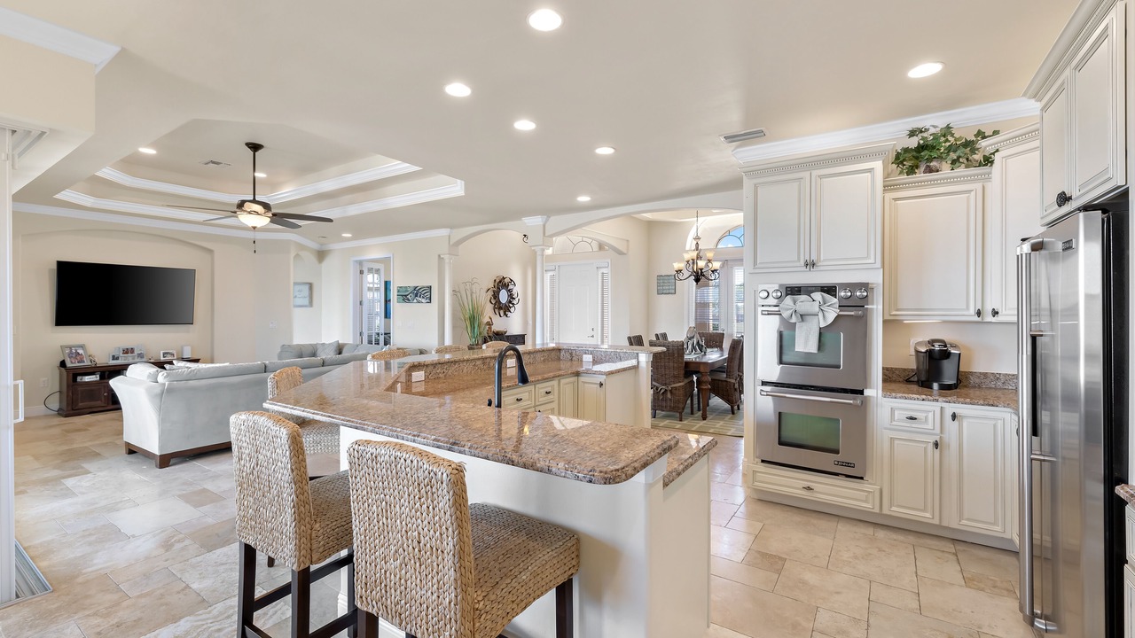 Photo of Kitchen in Caloosahatchee