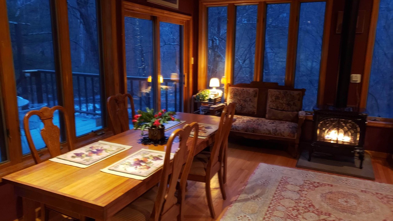 Photo of Bedroom in Staatsburg