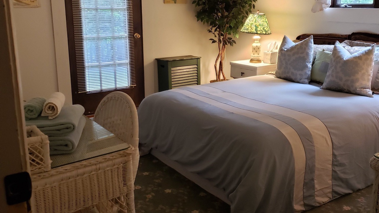 Photo of Bathroom in Staatsburg