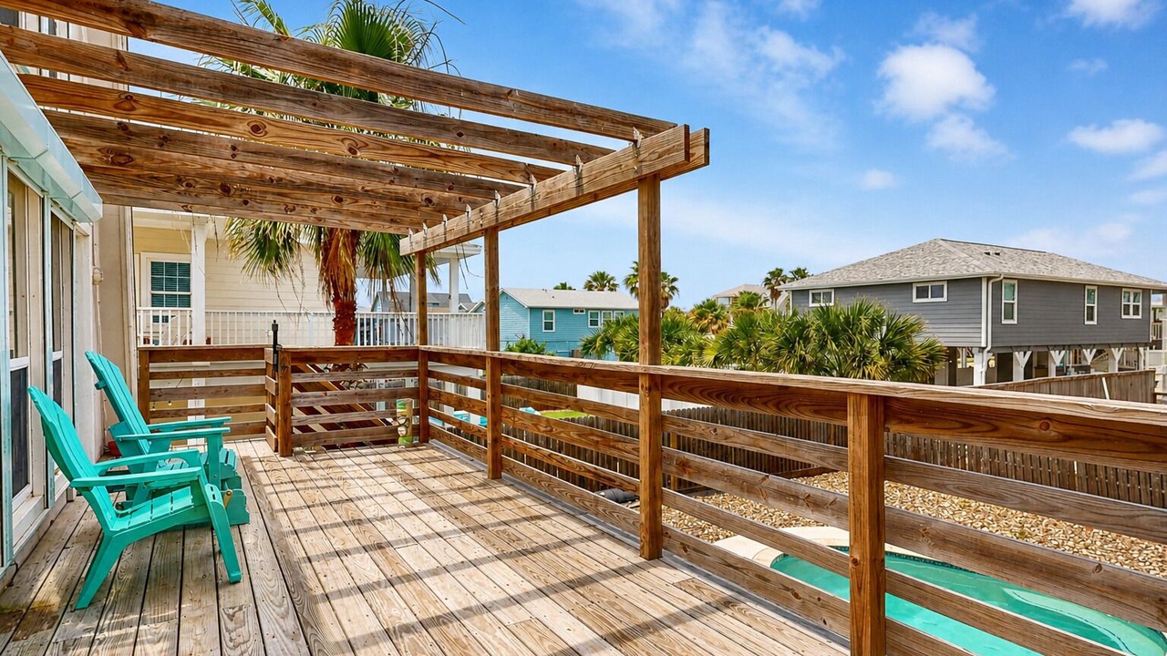 Photo of Patio Balcony in Leeward Sands