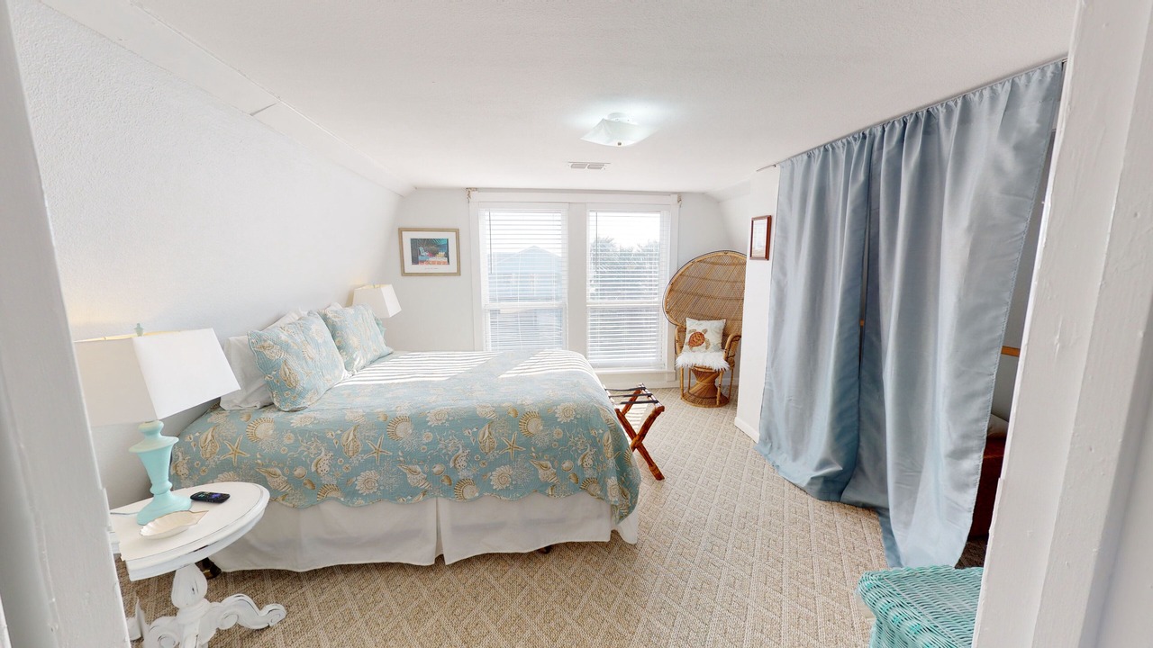Photo of Bedroom in Leeward Sands