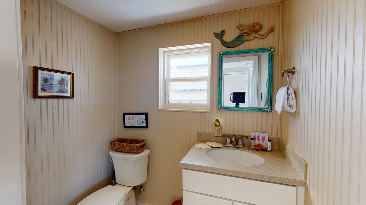 Photo of Bathroom in Leeward Sands