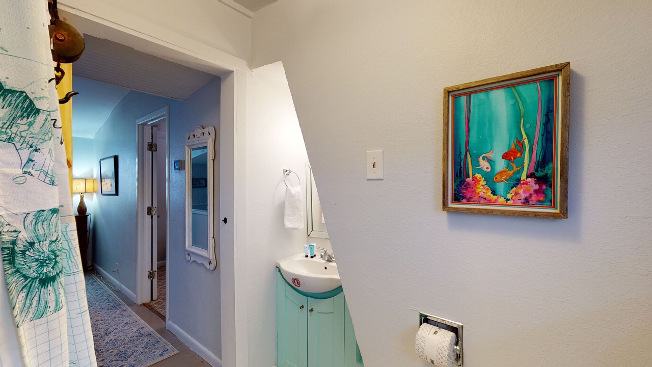 Photo of Bathroom in Leeward Sands