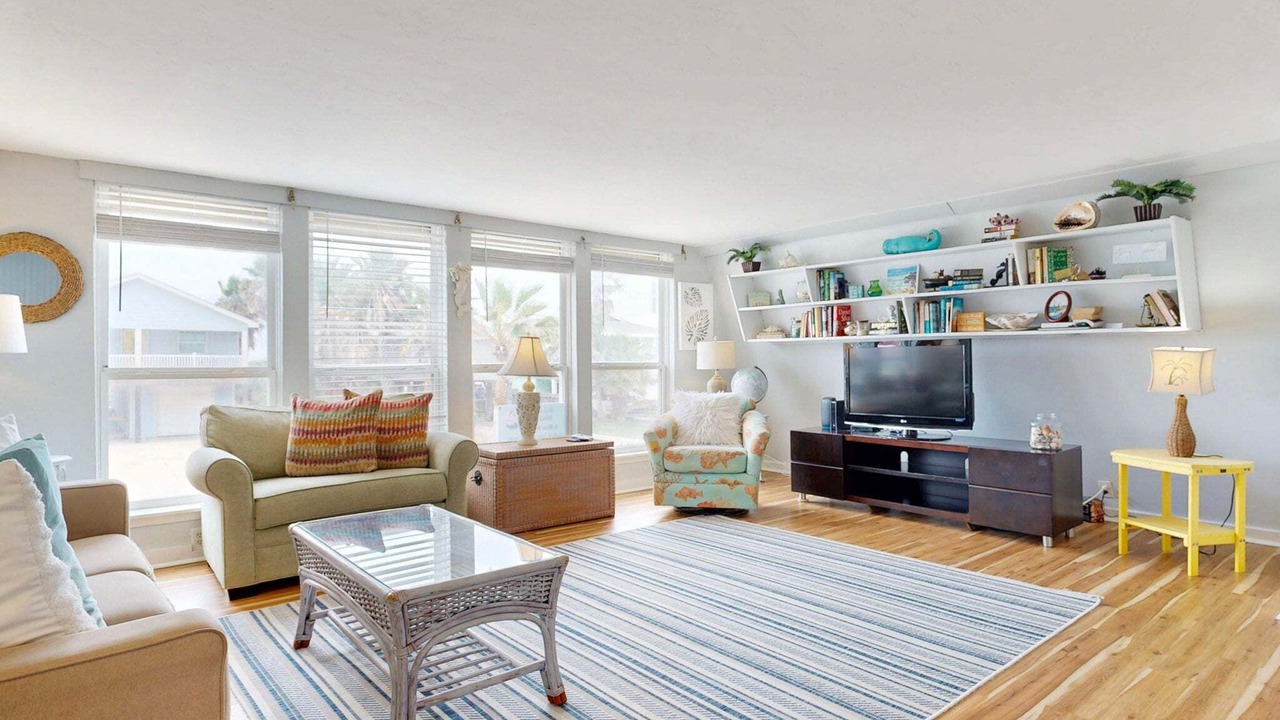 Photo of Livingroom in Leeward Sands