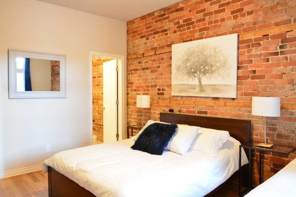 Photo of Bedroom in Plateau Mont Royal