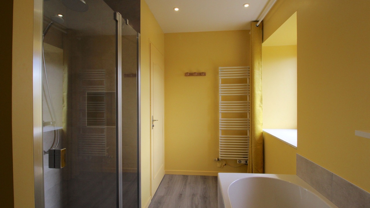 Photo of Bathroom in Saint-Adrien