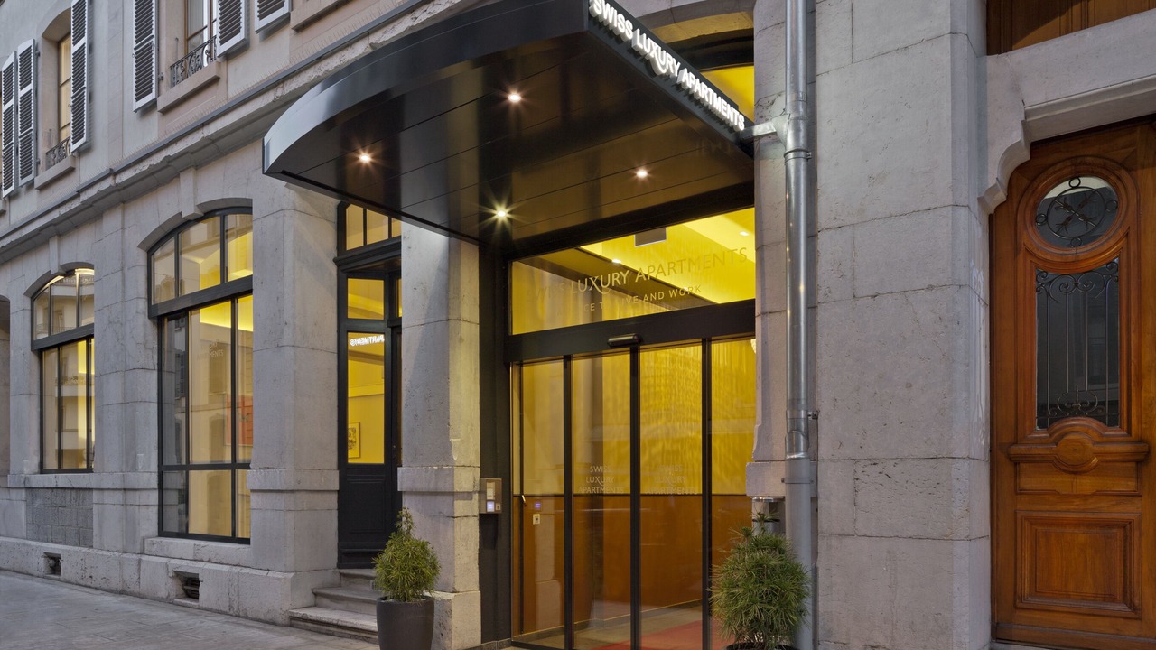 Photo of Outdoor in Downtown Geneva