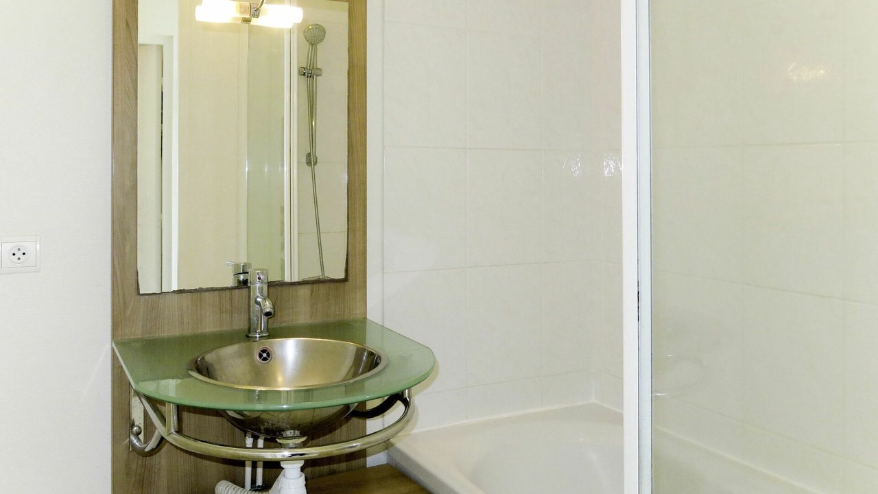 Photo of Bathroom in Azay-le-Rideau