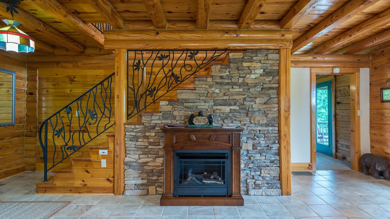 Photo of Livingroom in Lake Lure
