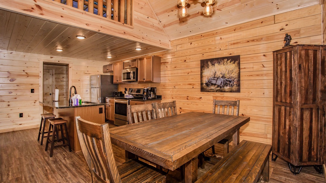 Photo of Bedroom in White Oak Lodge