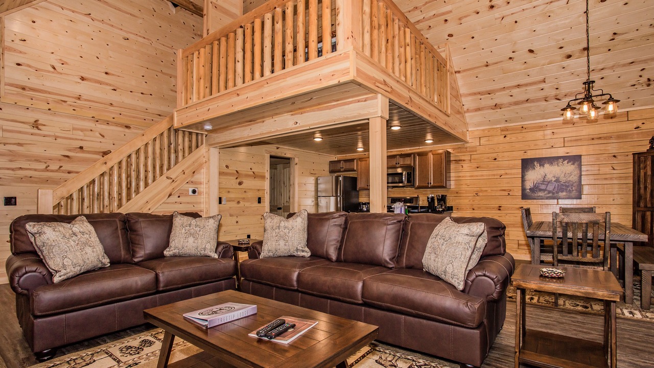 Photo of Livingroom in White Oak Lodge