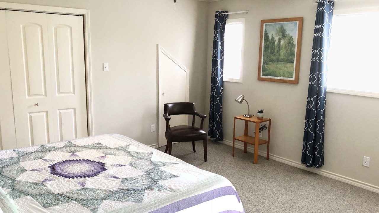 Photo of Bedroom in Allandale