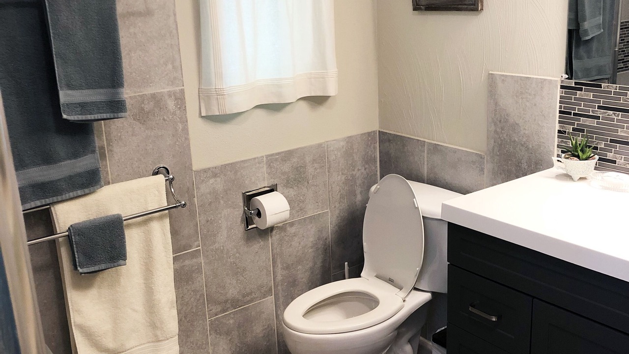 Photo of Bathroom in Allandale