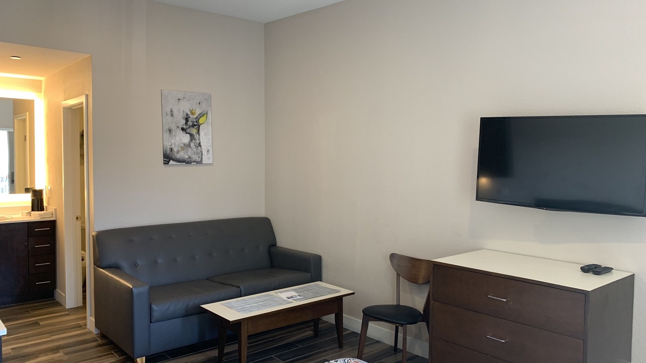 Photo of Livingroom in Mission Hills