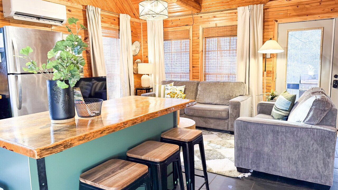 Photo of Livingroom in Boswell