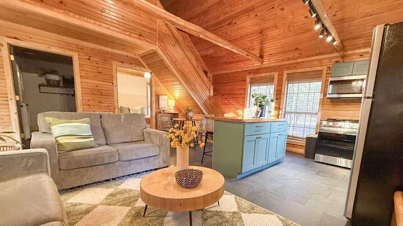 Photo of Livingroom in Boswell