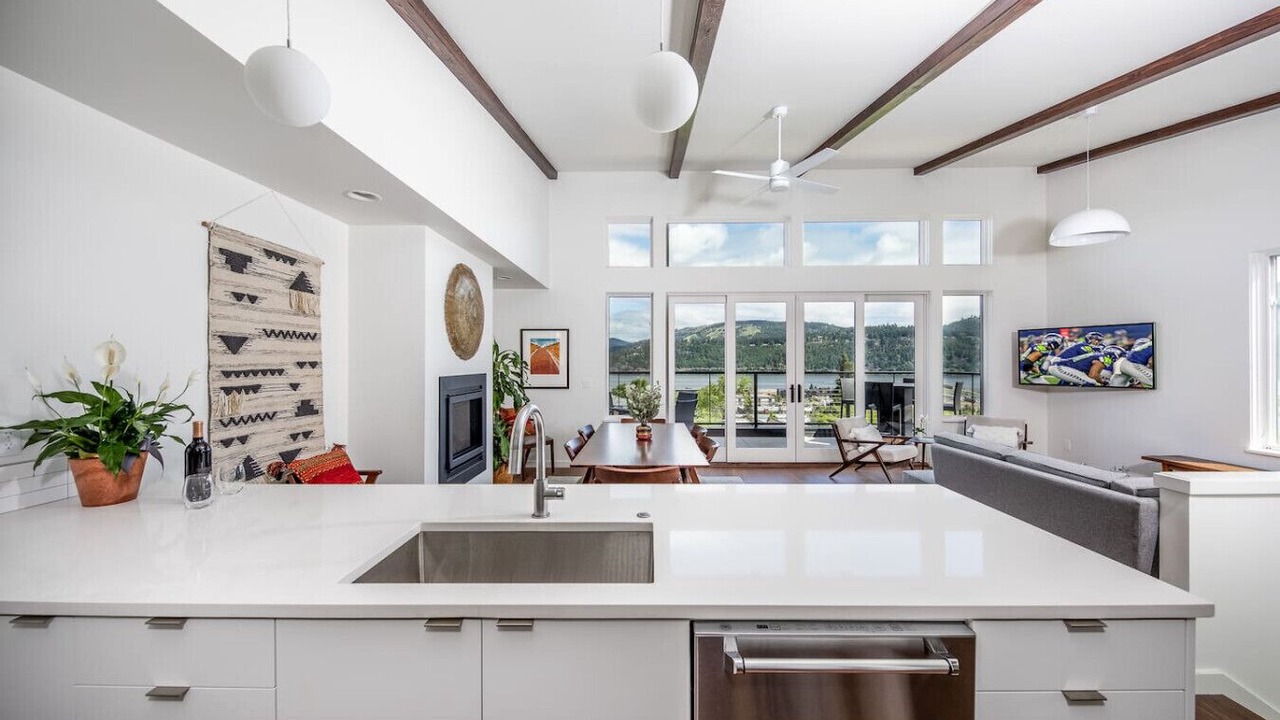 Photo of Others in Hood River