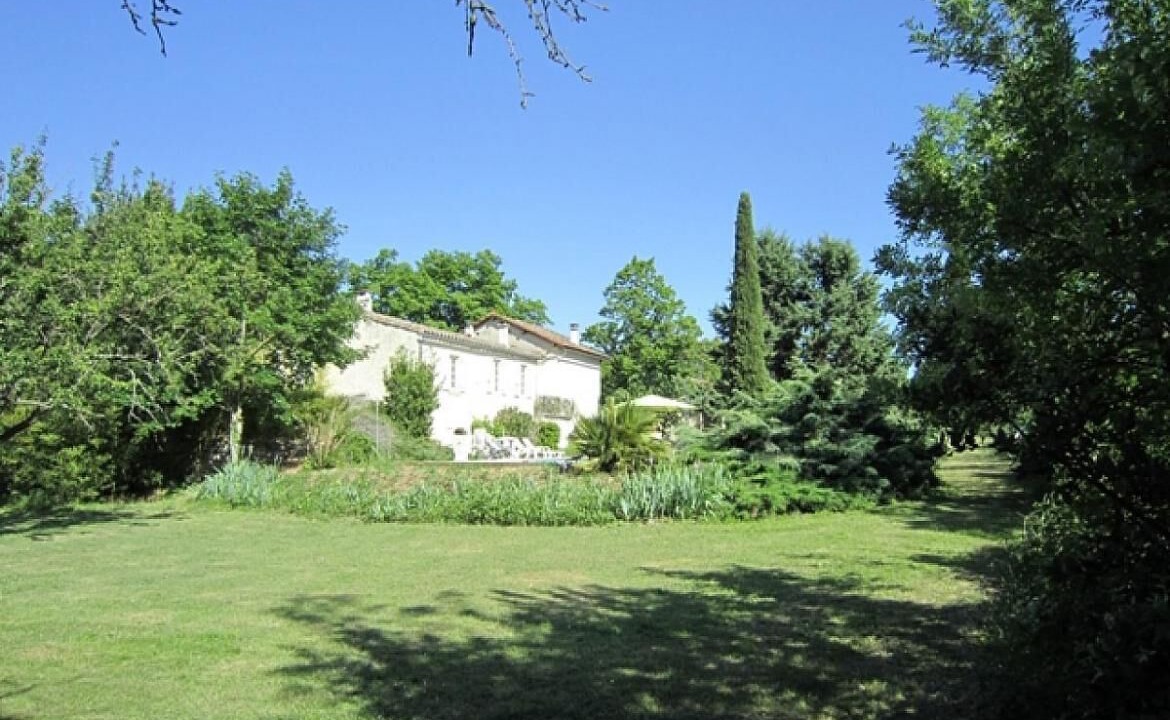 Photo of Outdoor in Verzeille
