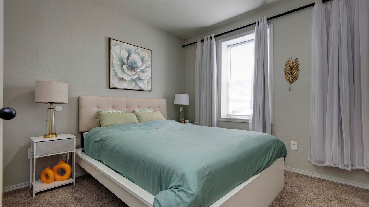Photo of Bedroom in Ozark
