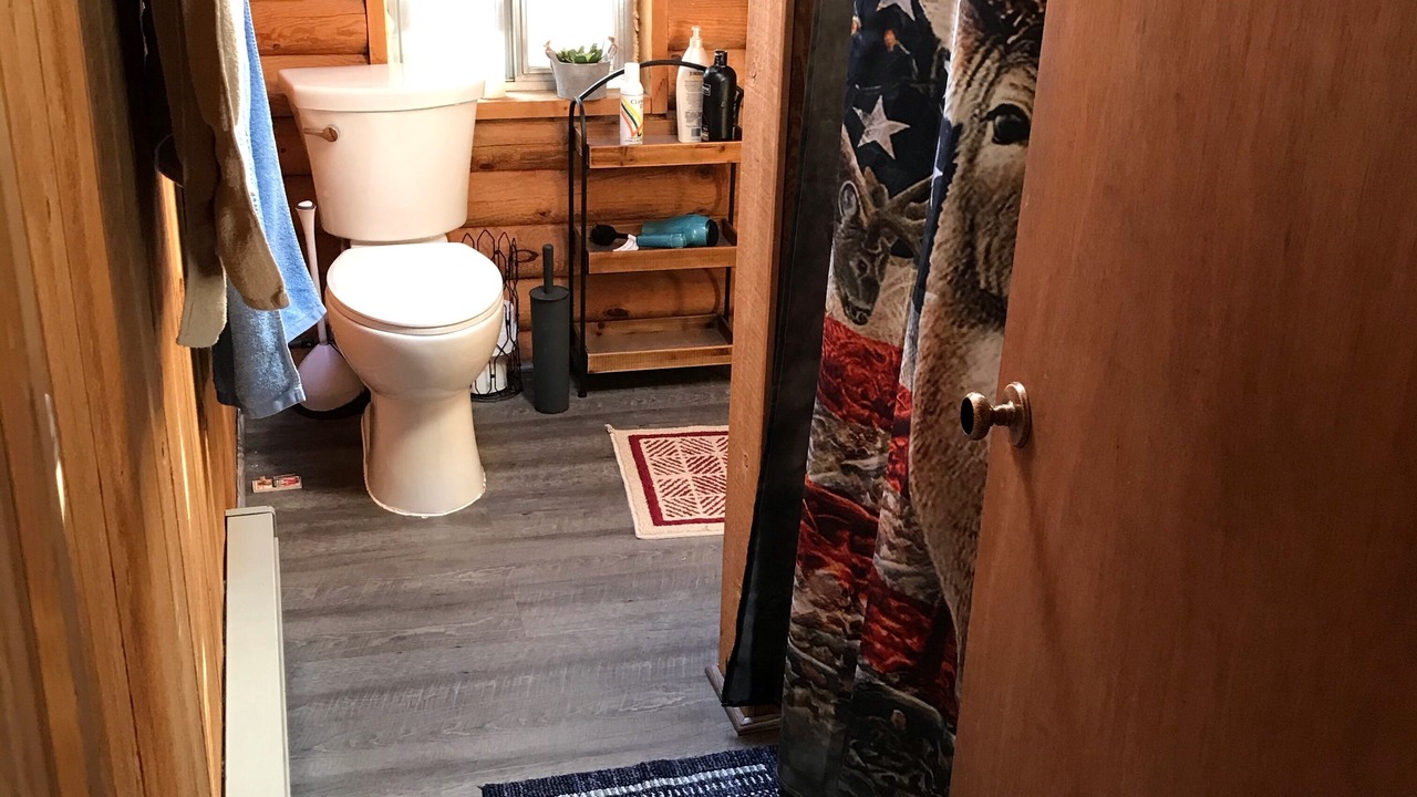 Photo of Bathroom in Alpine