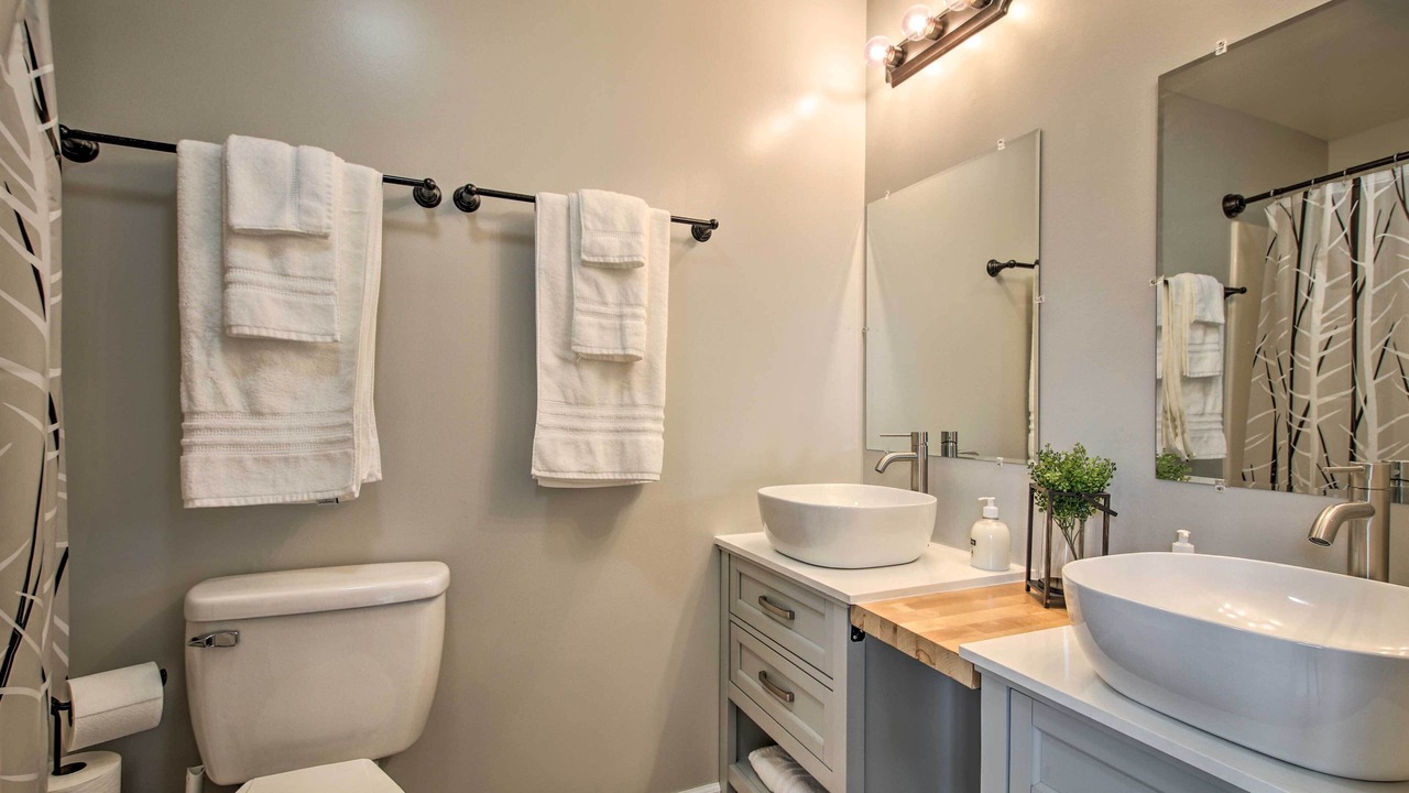 Photo of Bathroom in Ste Genevieve