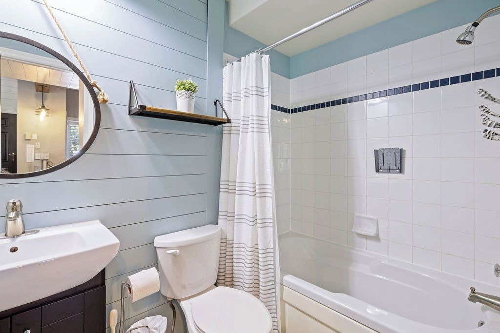 Photo of Bathroom in Craigleith