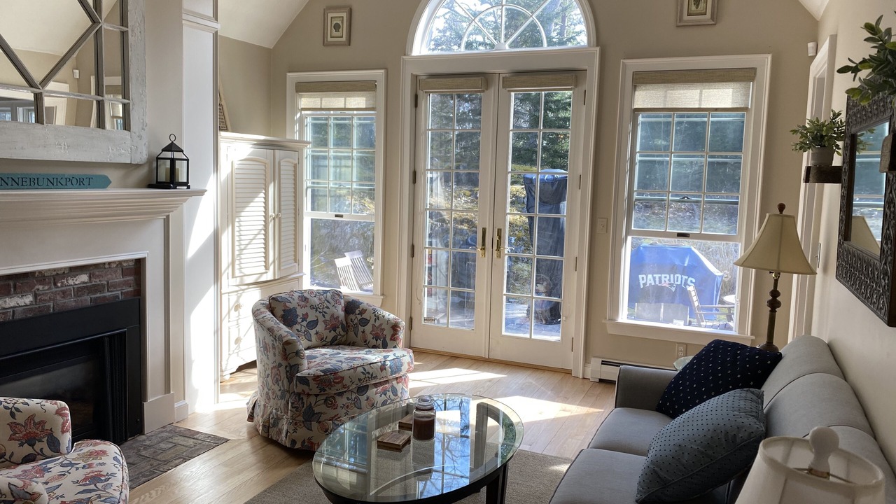 Photo of Livingroom in Kennebunkport