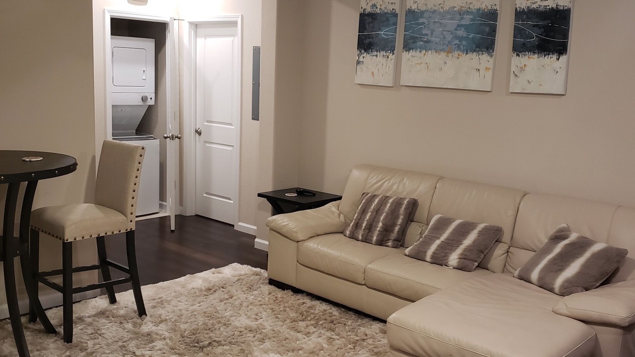 Photo of Livingroom in Roseville