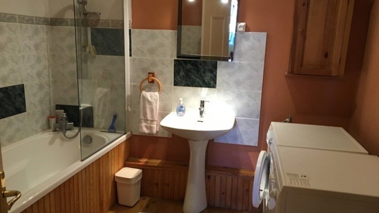 Photo of Bathroom in Monflanquin
