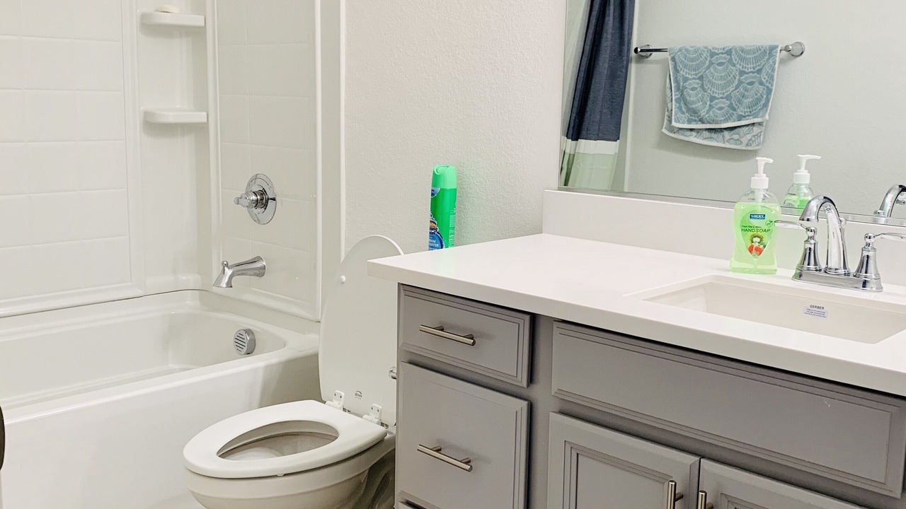 Photo of Bathroom in North Natomas