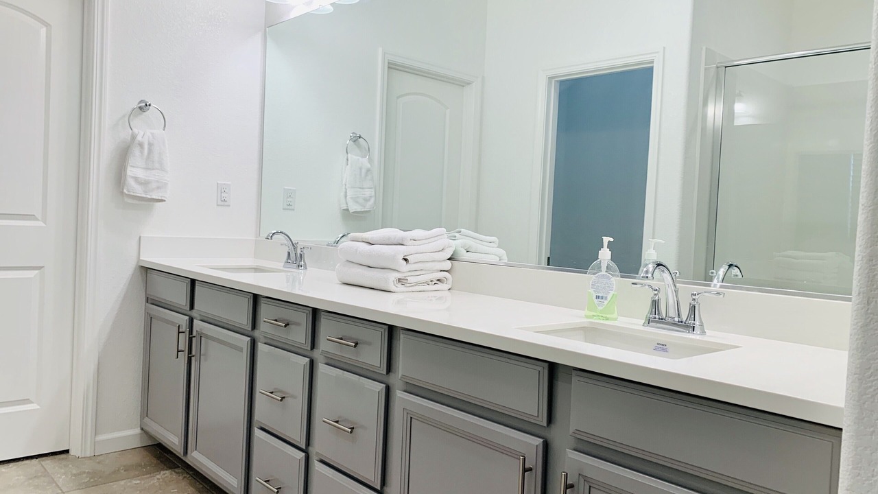 Photo of Bathroom in North Natomas