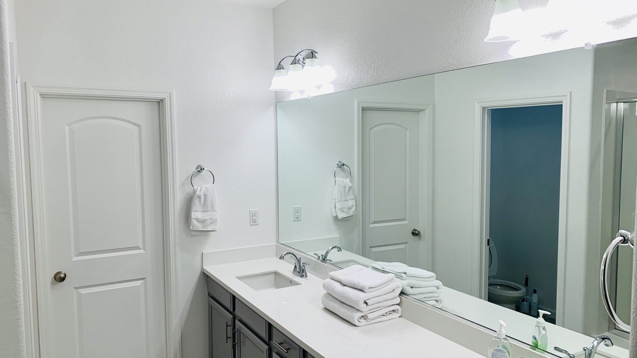 Photo of Bathroom in North Natomas