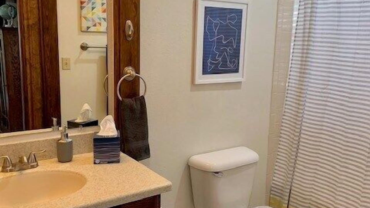 Photo of Bathroom in Midtown