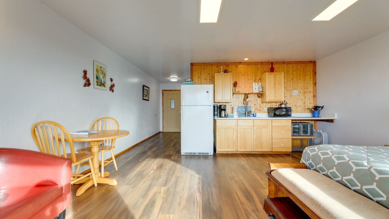 Photo of Bedroom in Waldport