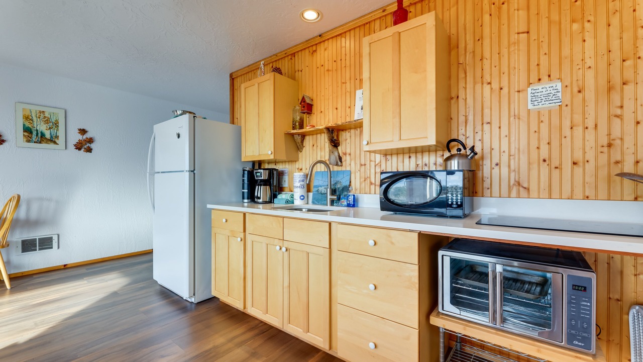 Photo of Kitchen in Waldport