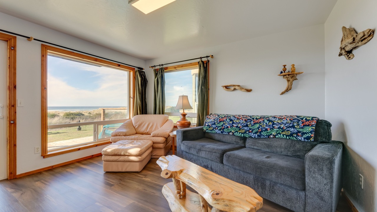 Photo of Bedroom in Waldport