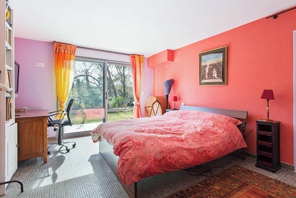 Photo of Bedroom in Anglet