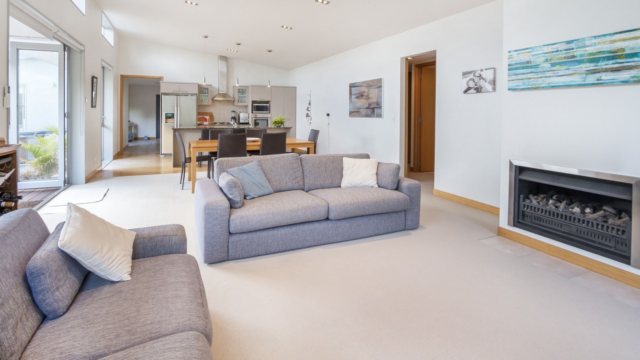 Photo of Livingroom in Omaha