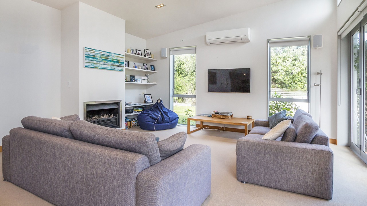 Photo of Livingroom in Omaha