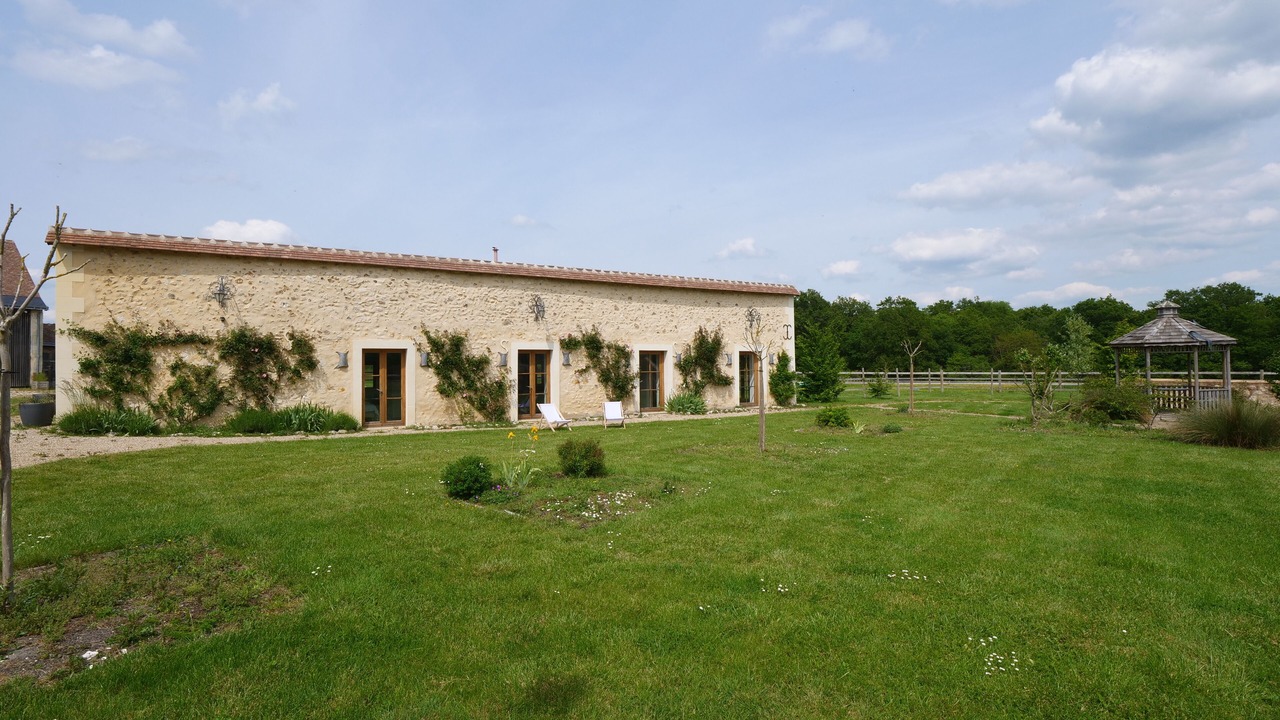Photo of Outdoor in Ambillou