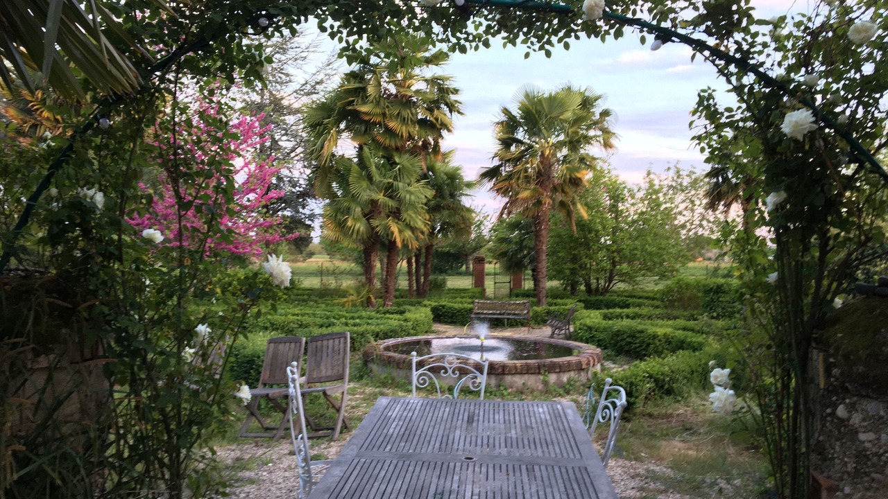 Photo of Outdoor in Lisle-sur-Tarn