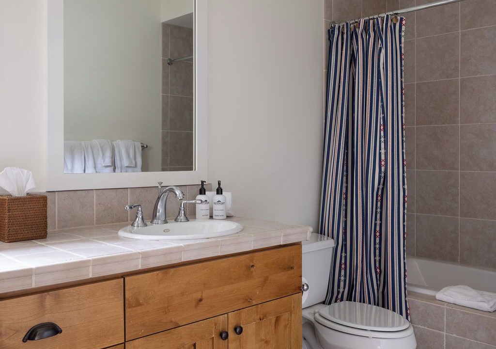 Photo of Bathroom in Granite Ridge