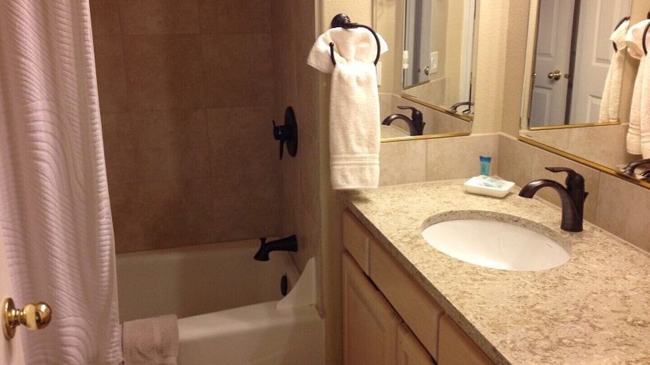 Photo of Bathroom in Neskowin