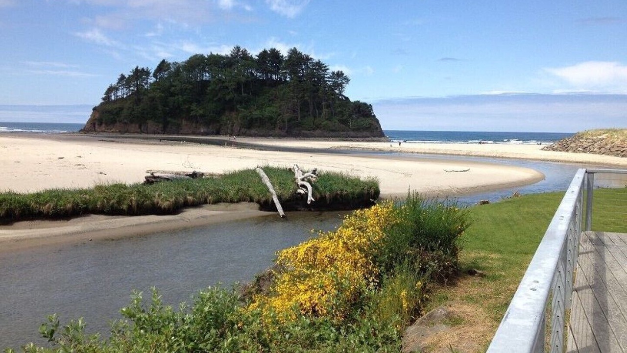 Photo of Others in Neskowin