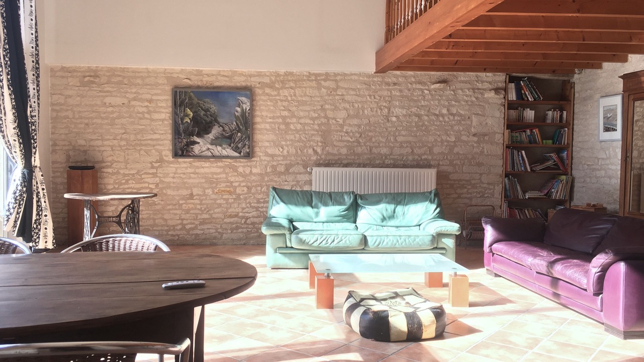 Photo of Livingroom in Saint-Hilaire-la-Palud