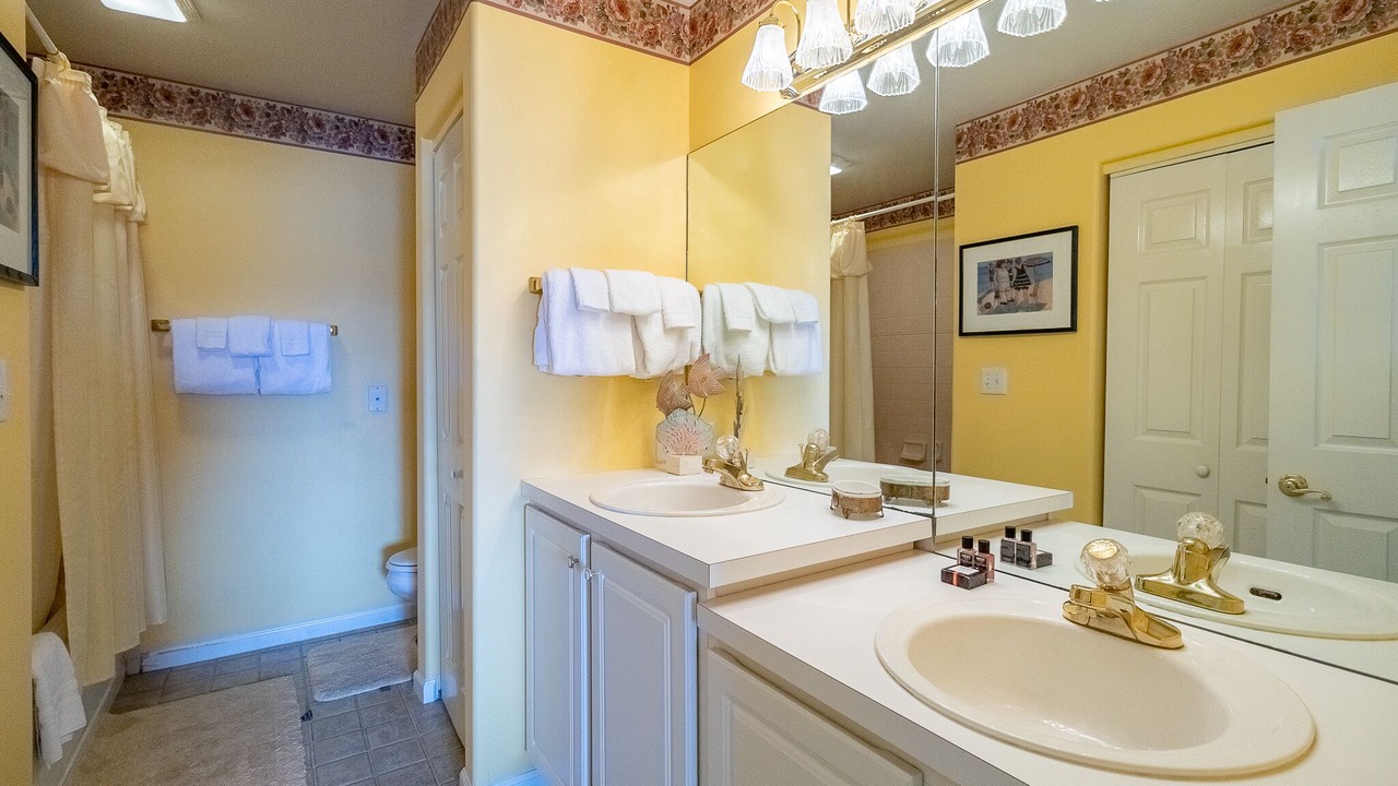 Photo of Bathroom in Lake Ozark