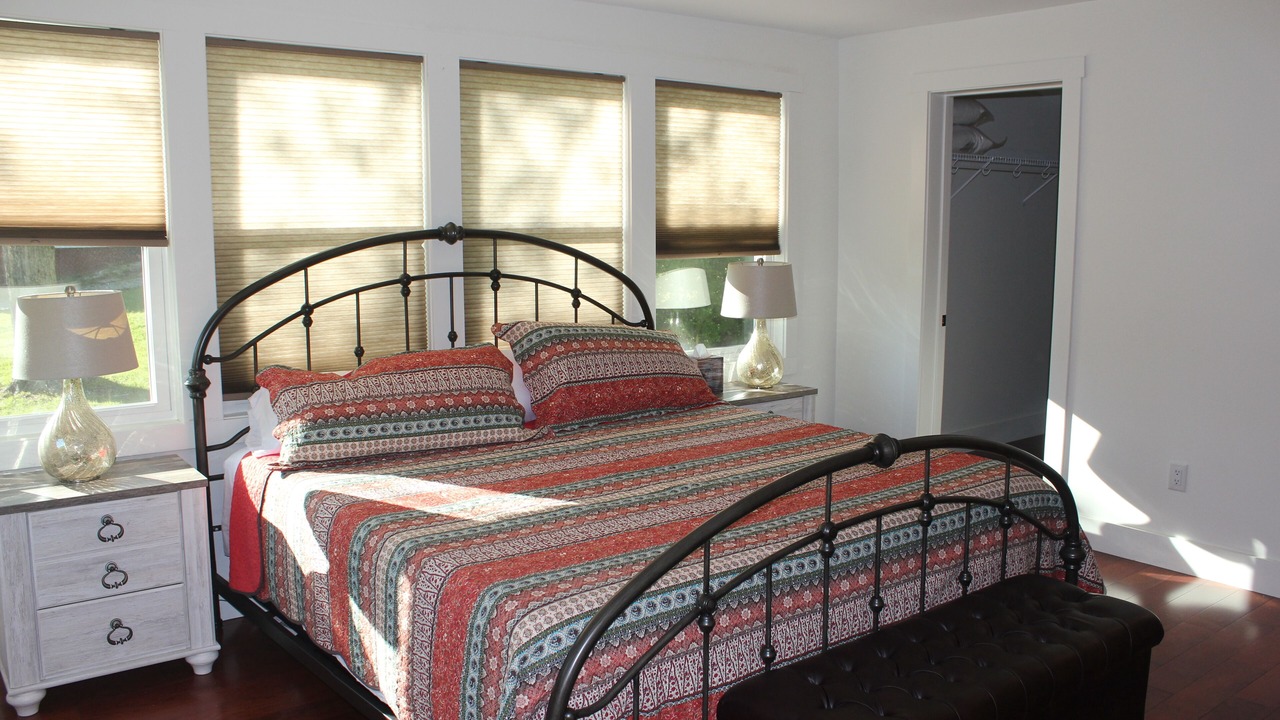 Photo of Bedroom in Central