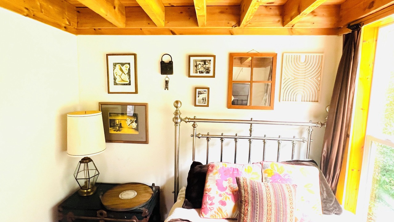 Photo of Bedroom in Downsville