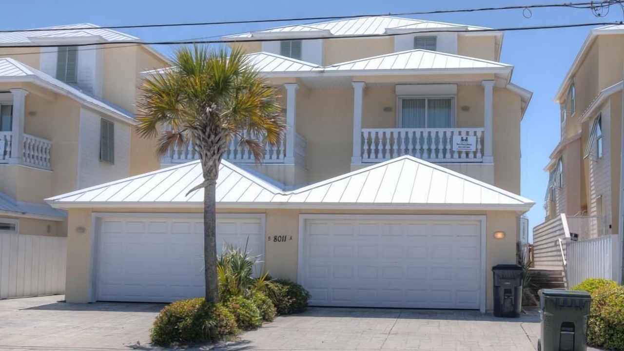 Photo of Outdoor in Silver Sands Beach